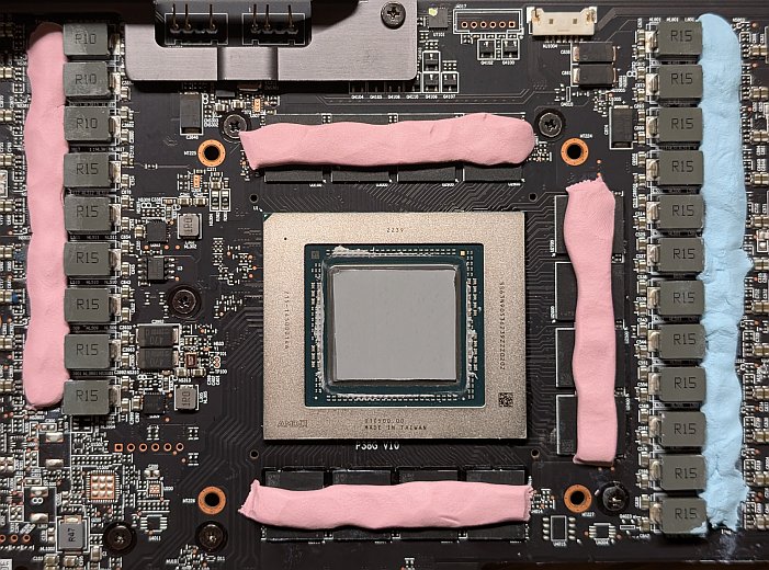 Red Devil 7900XTX PTM + thermal putty applied